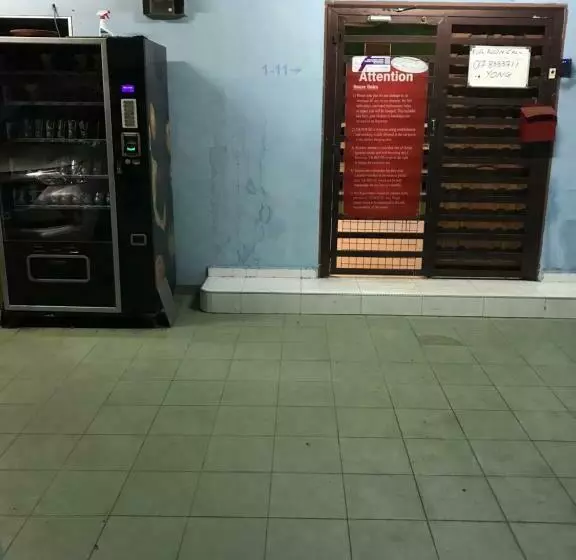 ペンション Yb House