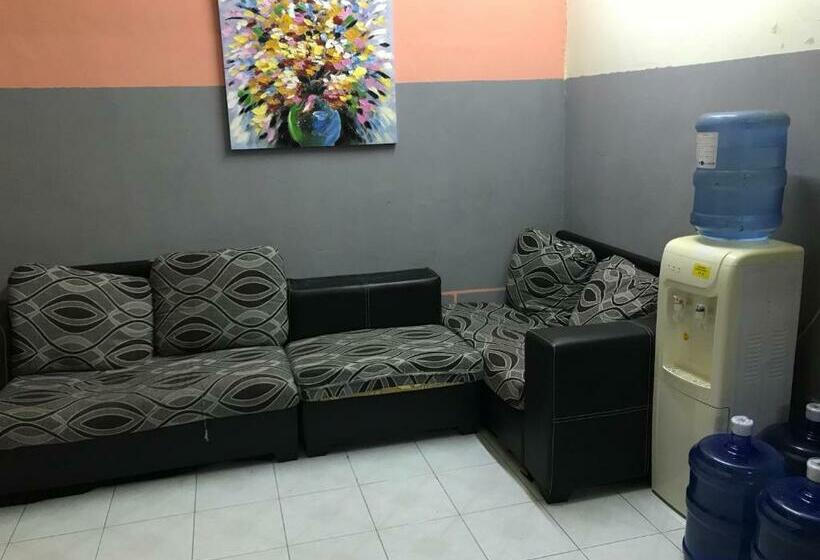 پانسیون Yb House