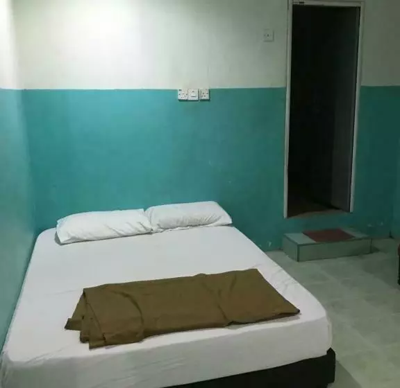 ペンション Yb House