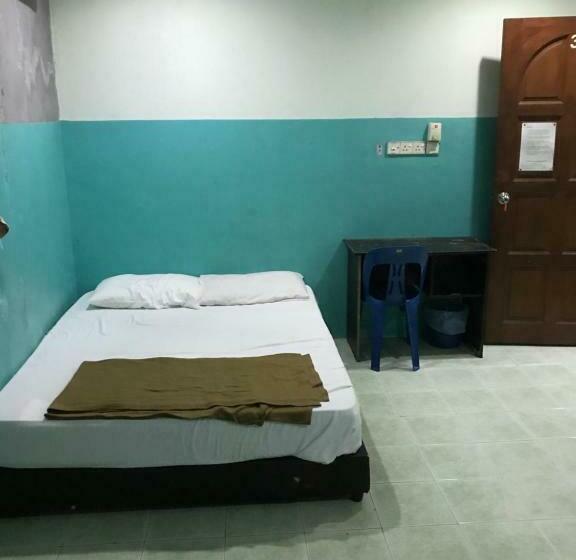 پانسیون Yb House