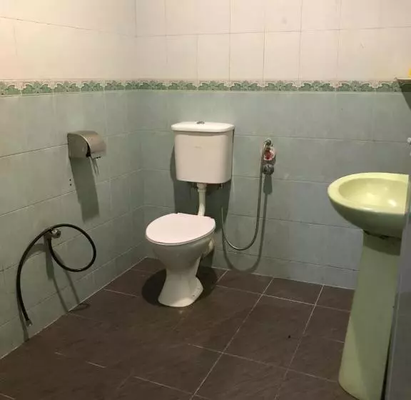 ペンション Yb House