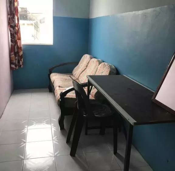 ペンション Yb House