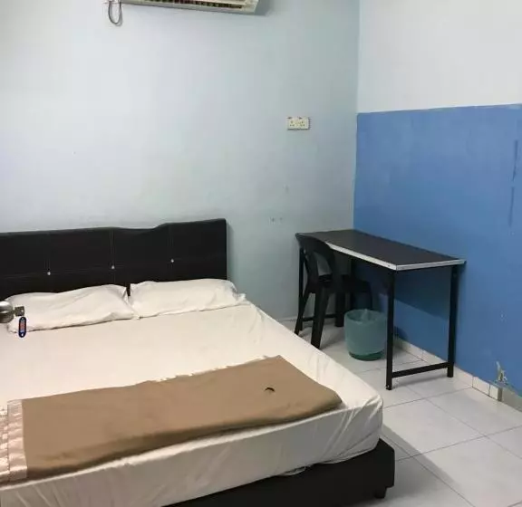 ペンション Yb House