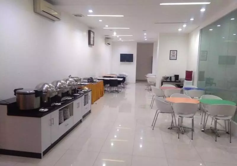 Amaris Hotel Panakkukang