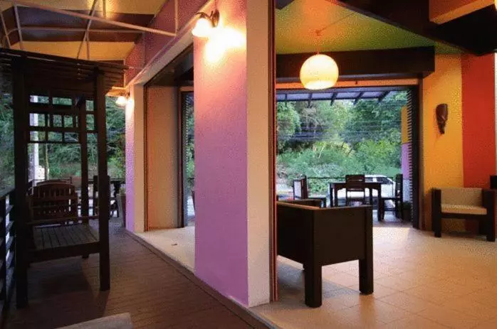 호텔 Baan Sabaidee Guest House