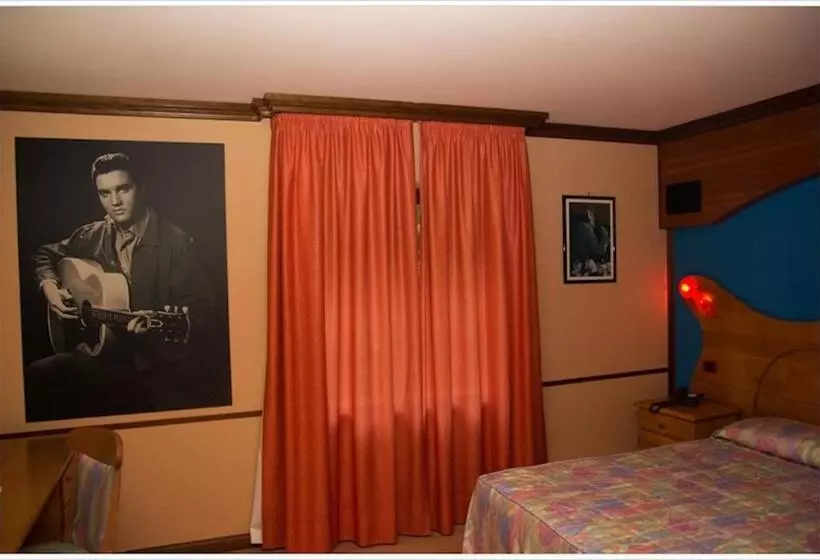 Отель California