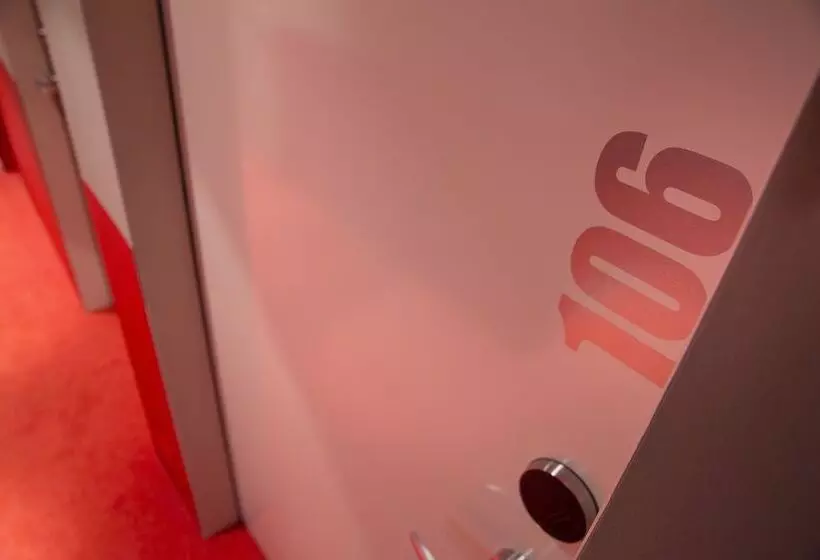 בית מלון כפרי D   Design