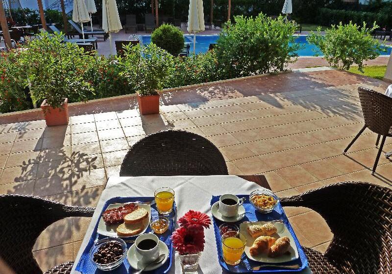 Eleana Boutique Hotel & Blue Infinity