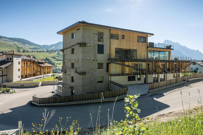 호텔 Excelsior Dolomites Life Resort