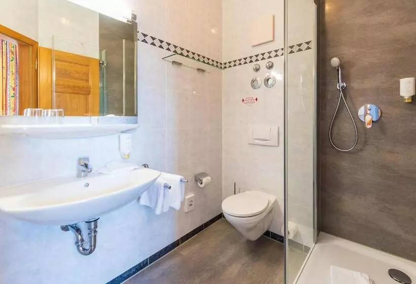 Hotel Garni Getreuer Eckart