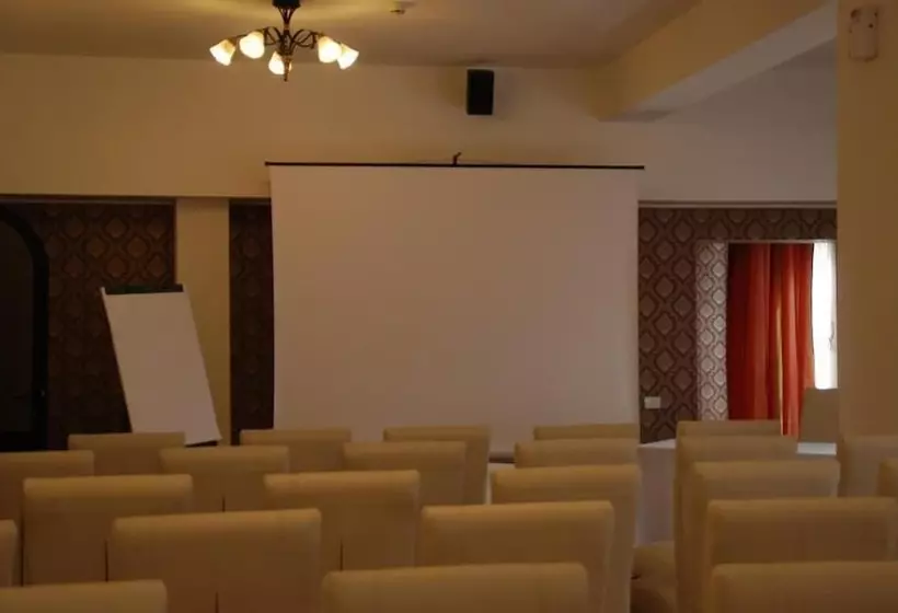 호텔 Hanul Domnesc