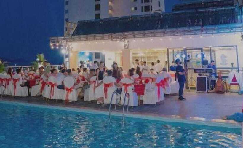 هتل Happy Light Central Nha Trang