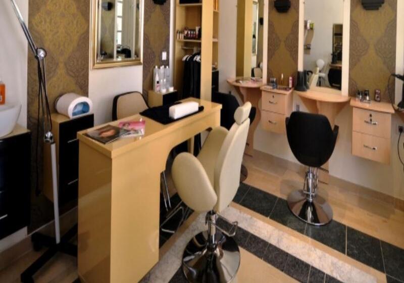 Hotel Khayam Garden Beach Resort & Spa