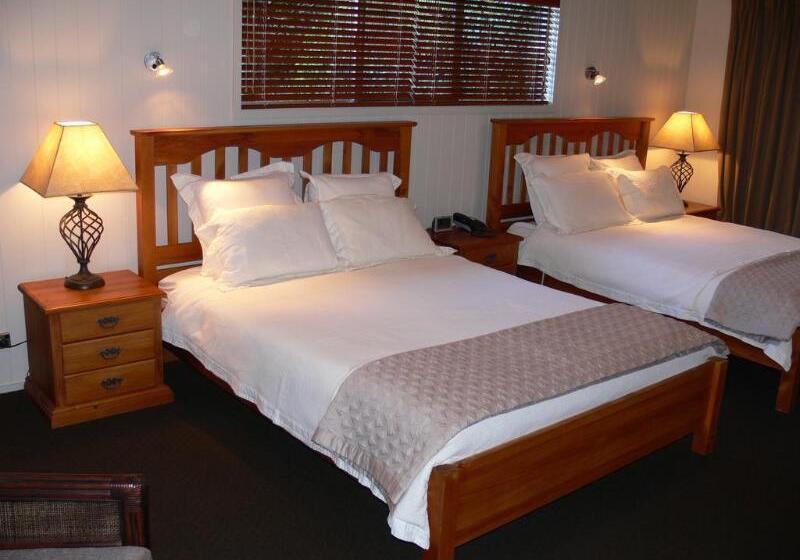 בית מלון כפרי Koura Lodge