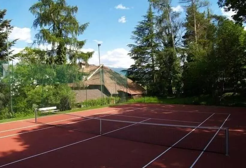 Отель Lambrechtshof