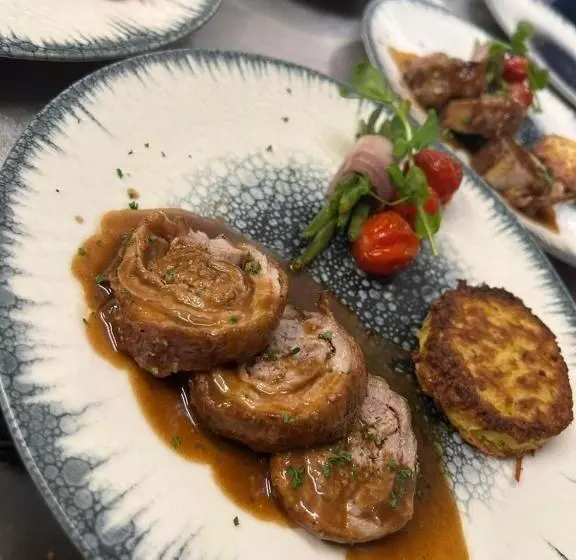 هتل Logis Beau Séjour