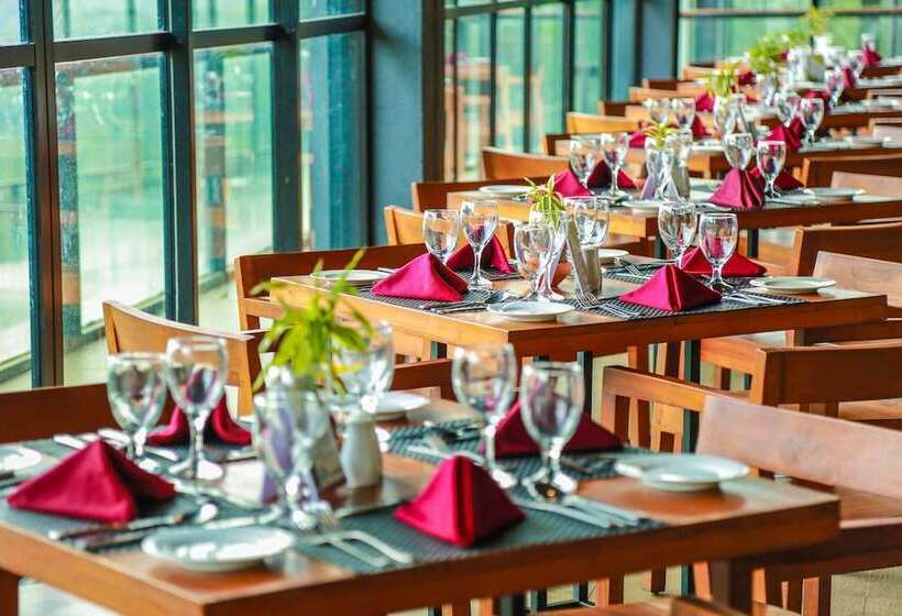 فندق Oak Ray Tea Bush