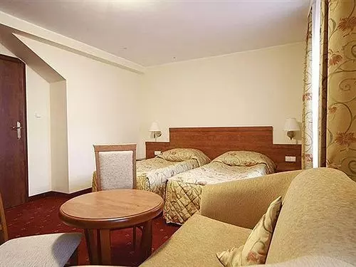 Hotell Pensjonat M.f