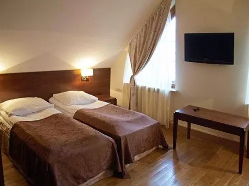 Hotell Pensjonat M.f