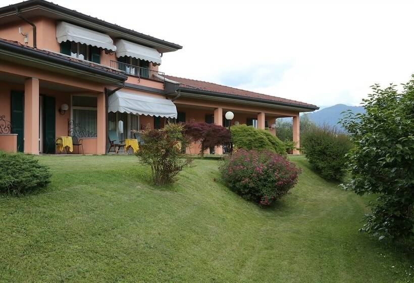 בית מלון כפרי Royal