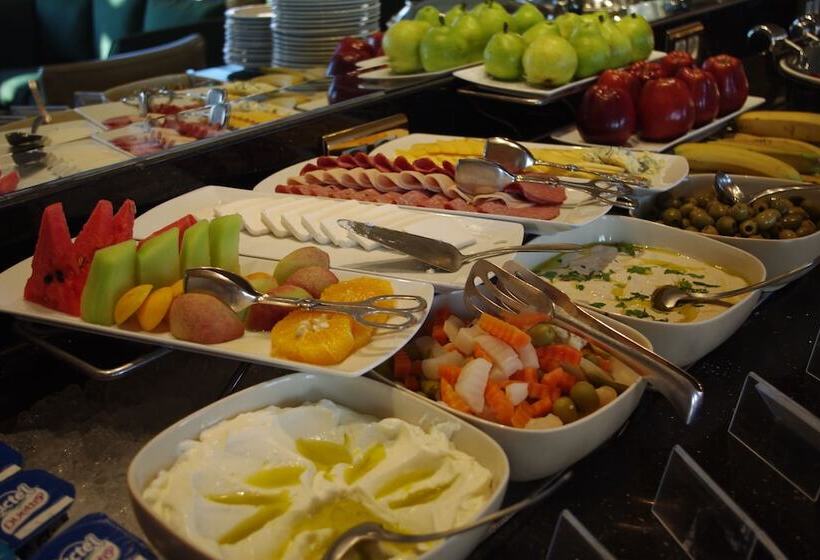 هتل روستایی Hanoi Crystal