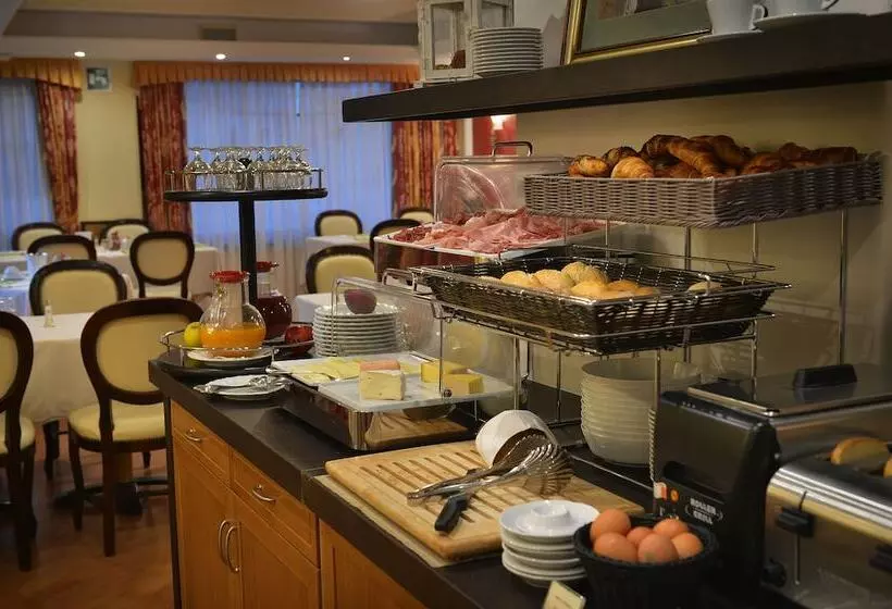 Отель St. Michael