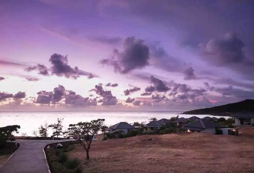 هتل Constance Tekoma