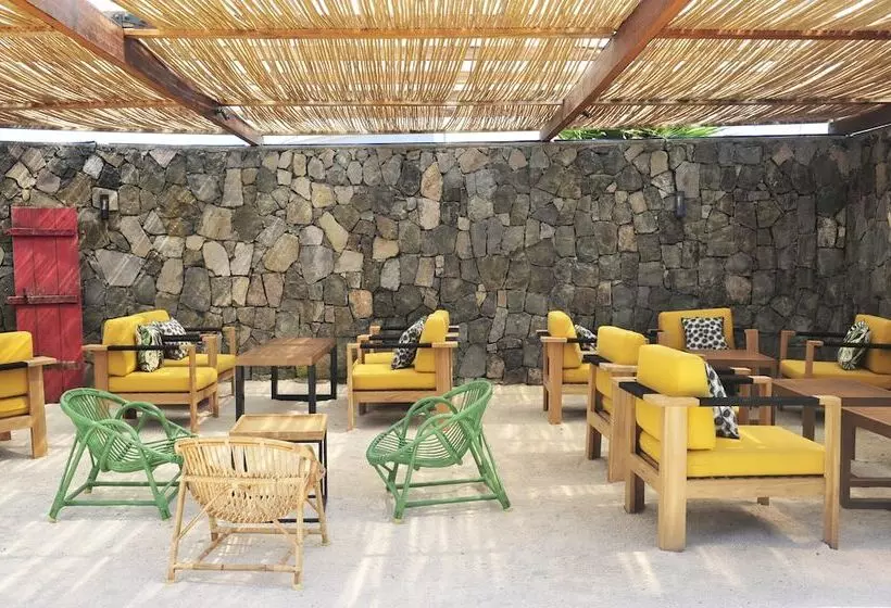 هتل Constance Tekoma