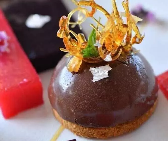 هتل Constance Tekoma