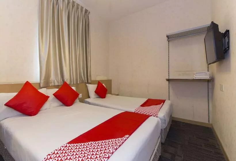 בית מלון כפרי The Crown Borneo