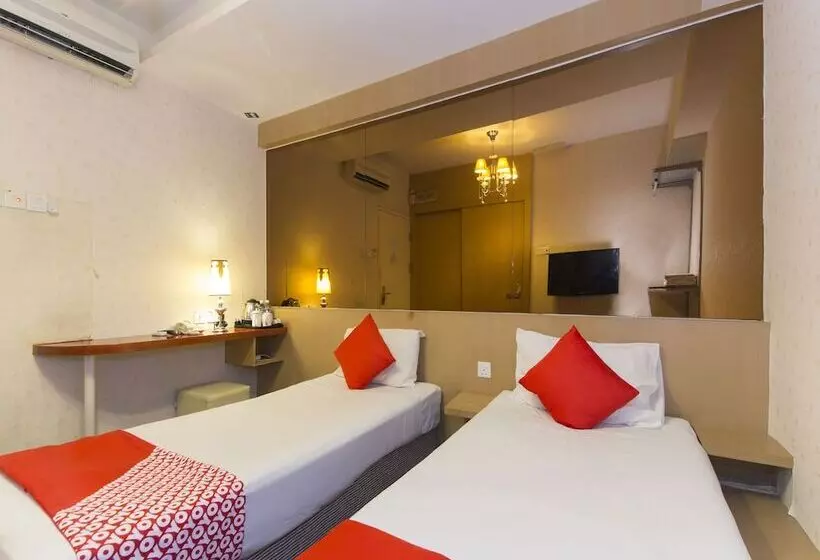 בית מלון כפרי The Crown Borneo