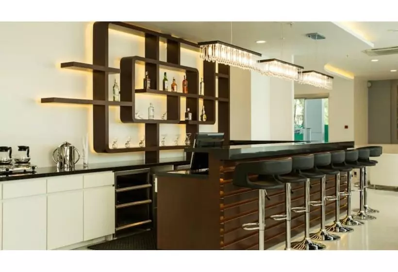 Отель The Fern Residency Mumbai