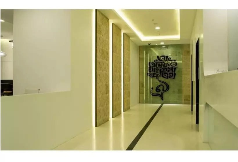 Отель The Fern Residency Mumbai