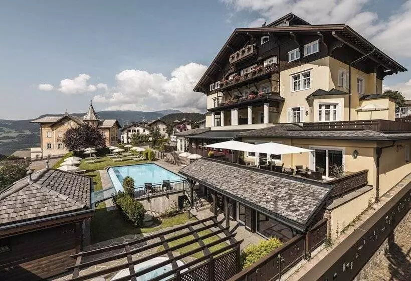 هتل Villa Kastelruth