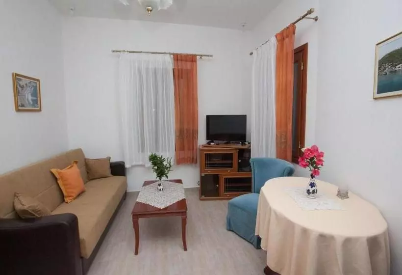 בית מלון כפרי Villa Zacharo