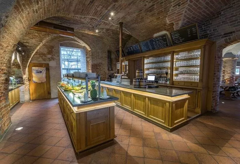 ホテル Wasserschloss Mellenthin