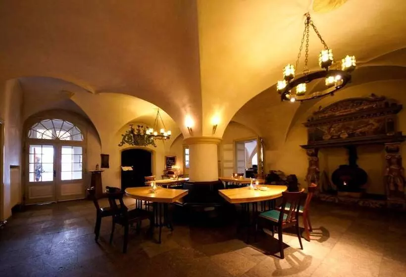 ホテル Wasserschloss Mellenthin