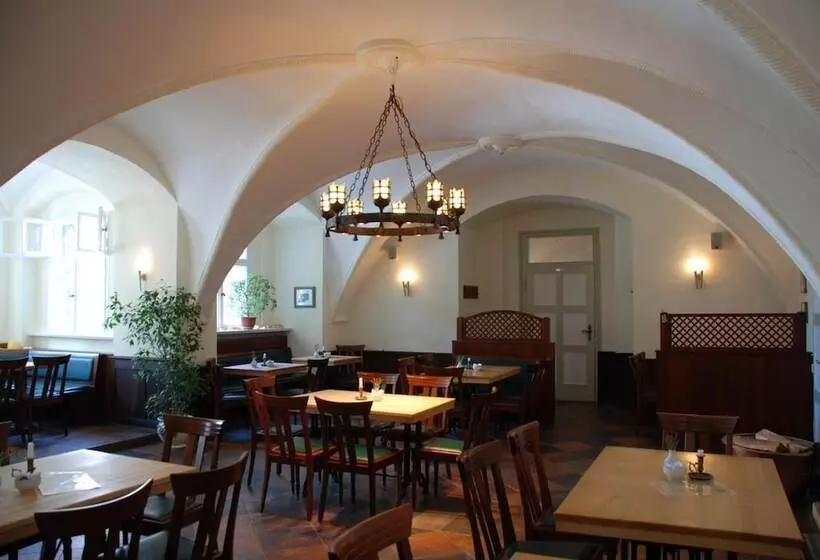 ホテル Wasserschloss Mellenthin