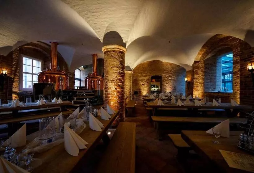 ホテル Wasserschloss Mellenthin