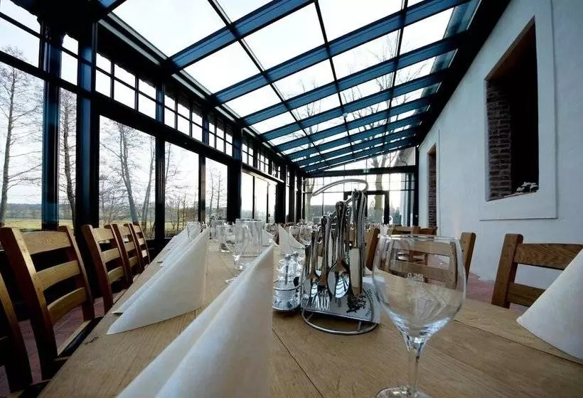 ホテル Wasserschloss Mellenthin