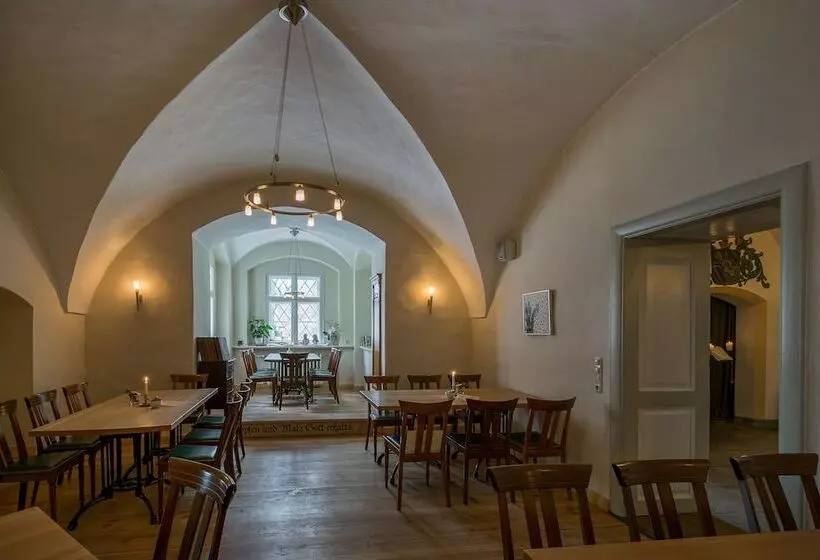 ホテル Wasserschloss Mellenthin