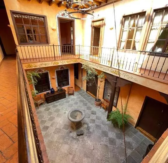 Nass Casa Del Aguila