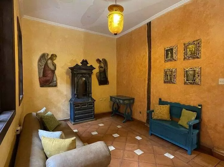 Nass Casa Del Aguila