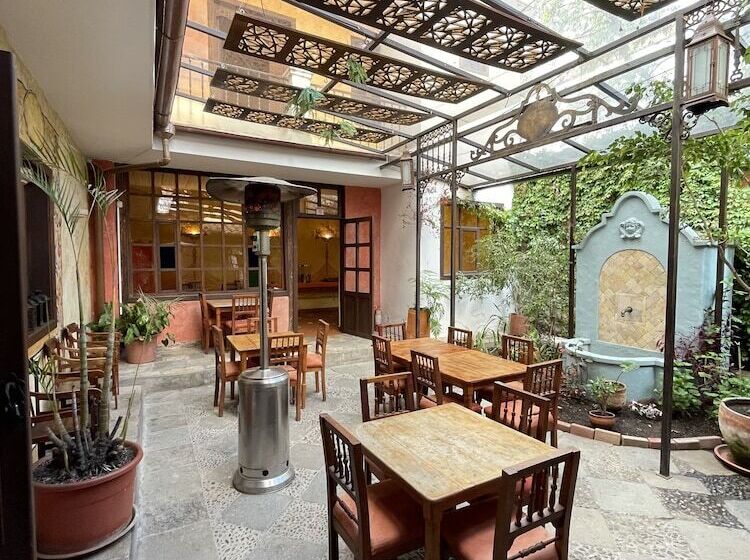 Nass Casa Del Aguila