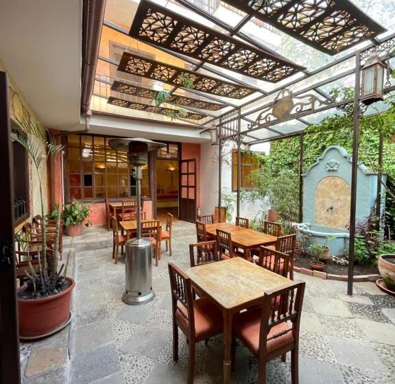 Nass Casa Del Aguila