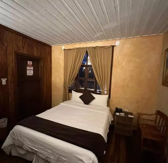 Nass Casa Del Aguila