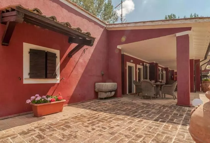 레지던스 Agriturismo Oasi Torre Del Colle