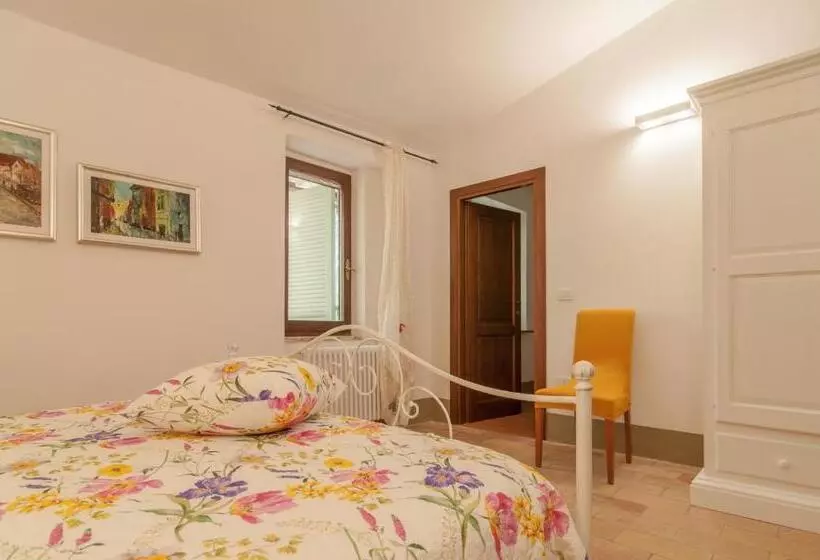 레지던스 Agriturismo Oasi Torre Del Colle