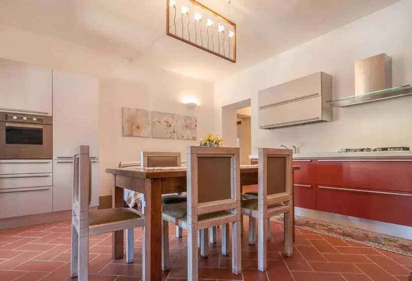 레지던스 Agriturismo Oasi Torre Del Colle