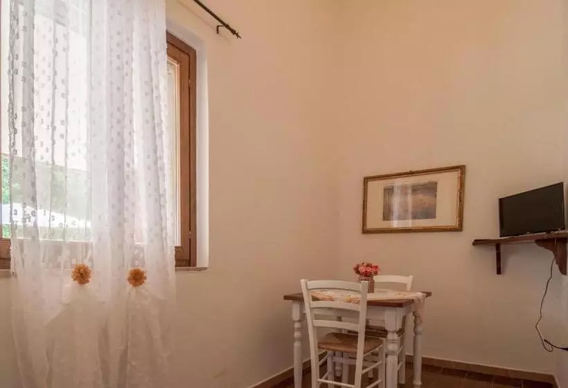 레지던스 Agriturismo Oasi Torre Del Colle